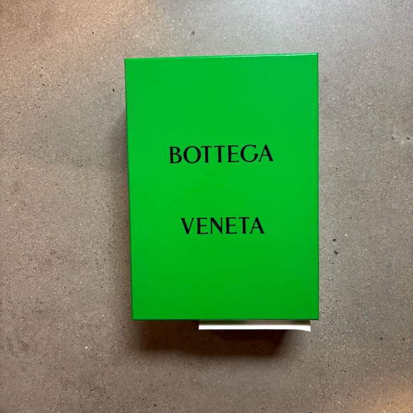 Bottega Veneta Boucle Almond Pumps - Picture 7 of 9